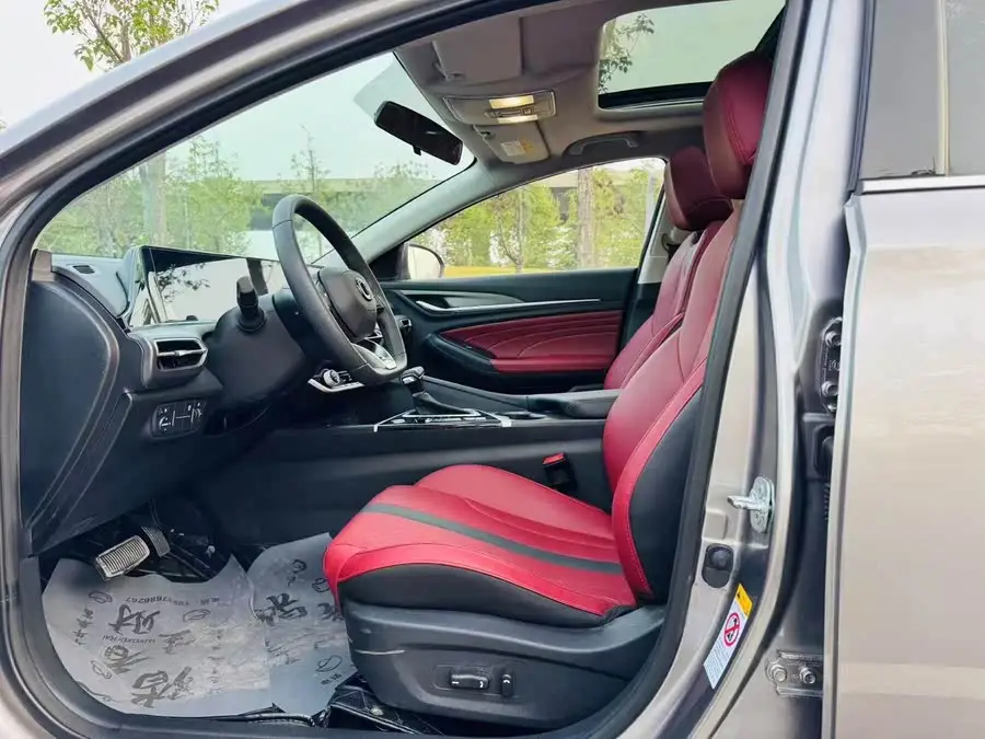 Yidong 2022 PLUS Blue Whale NE 1.4T GDI DCT Flagship Edition