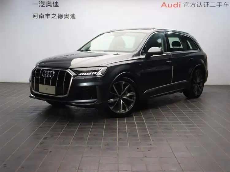 Audi Q7 2023 55 TFSI quattro S line Sport