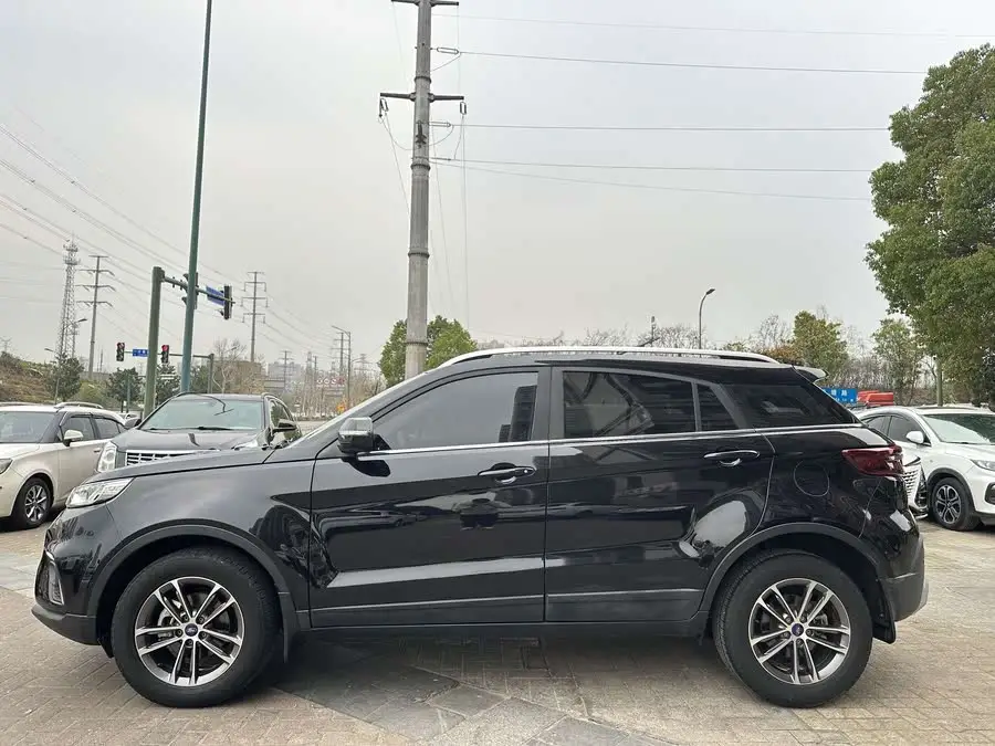 طراز 2020 لنجية لنجية S EcoBoost 145 CVT بلاتينيوم