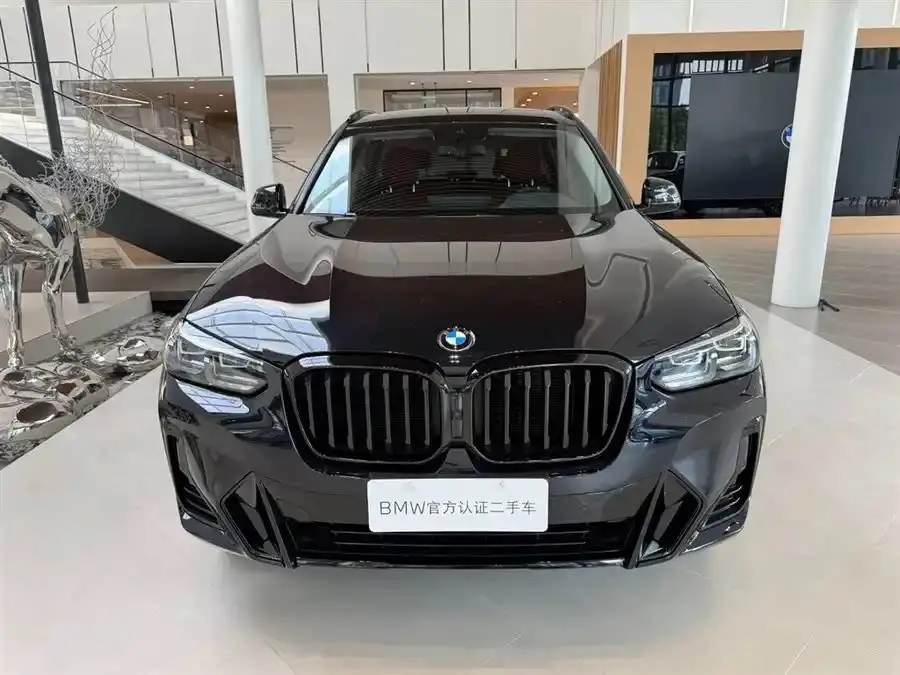 BMW X3 2023 xDrive30i Leading M Night Package