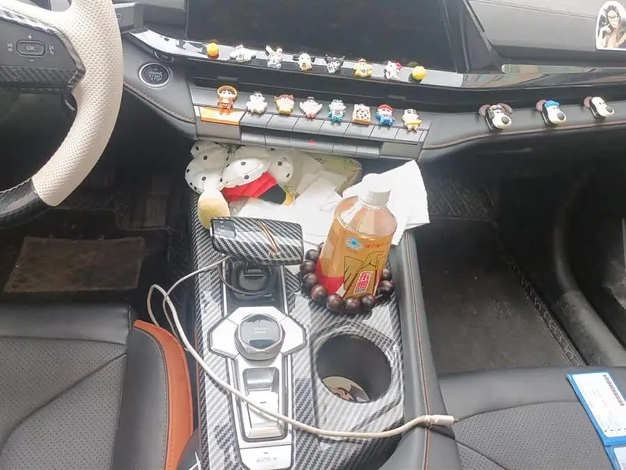 Changan UNI-V 2023 1.5T Premium