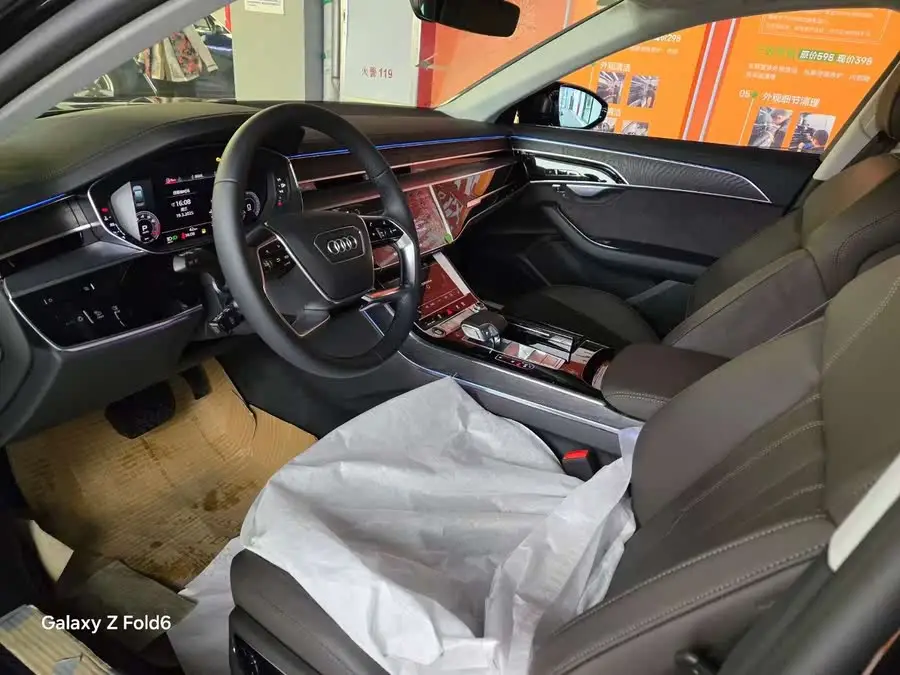 Audi A8 2024 A8L 45 TFSI quattro Luxury