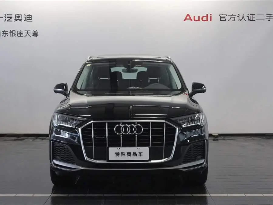 Audi Q7 2023 55 TFSI quattro S line Sport