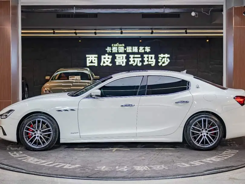 Ghibli 2021 3.0T GranSport