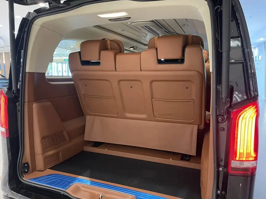 Vito 2023 2.0T Business Edition 7-seater