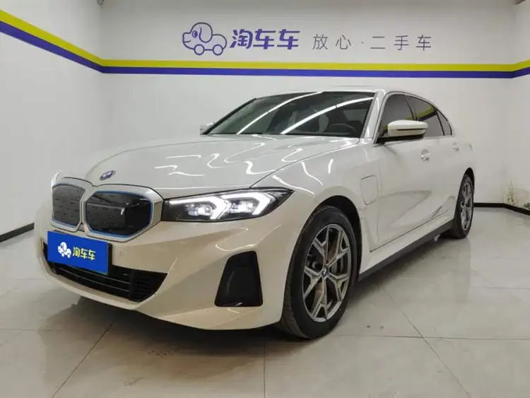 BMW i3 2024 eDrive 35 L