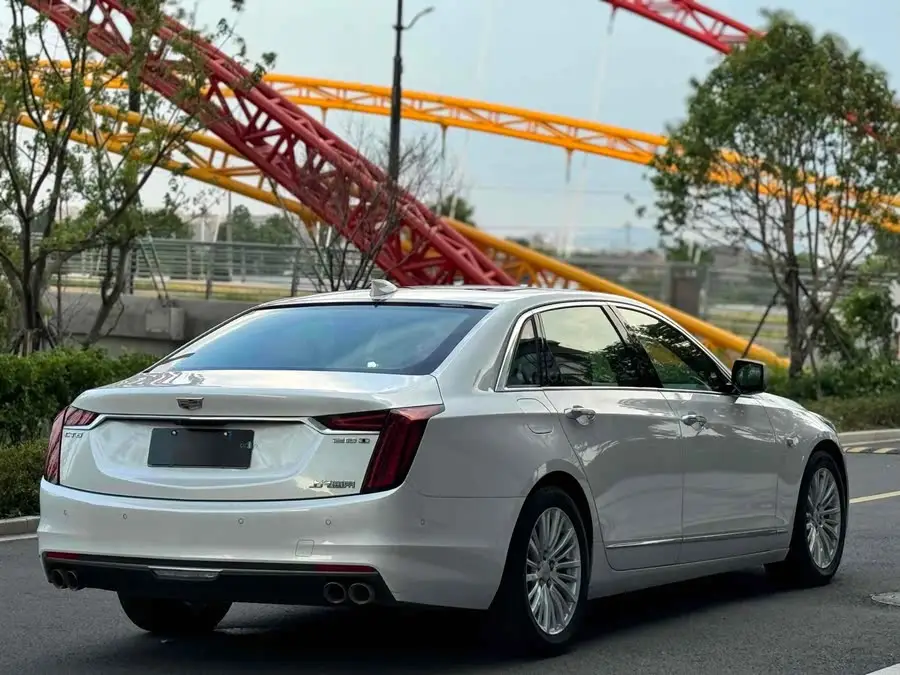 كاديلاك CT6 2021 28T الطراز الرائد مع نظام القيادة السوبر