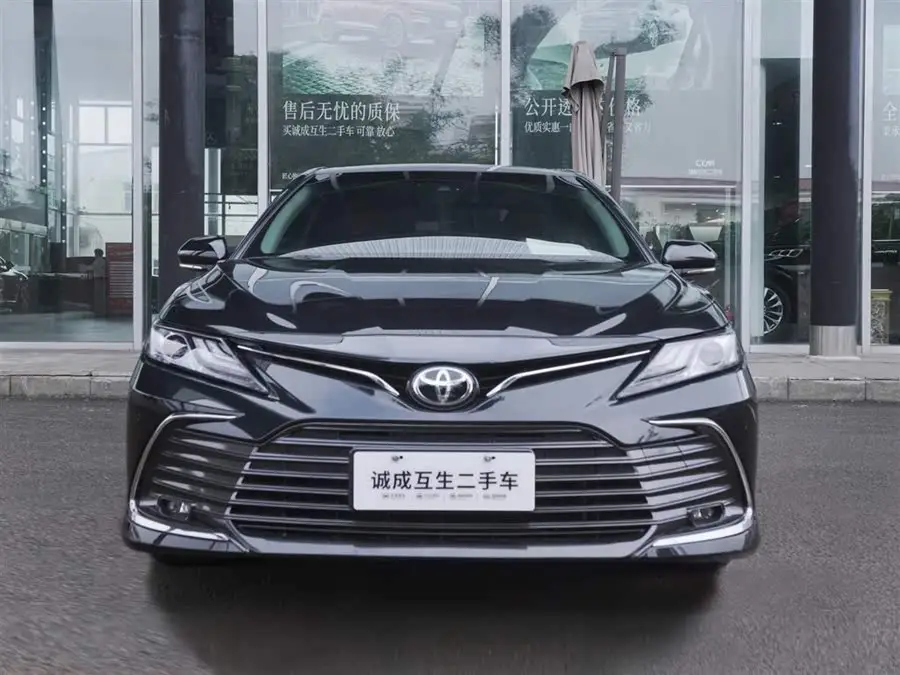 Camry 2021 2.0G Luxury Edition