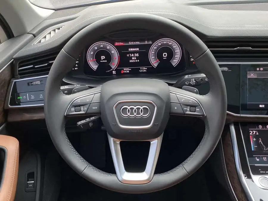 Audi Q7 2023 45 TFSI quattro S line Sport