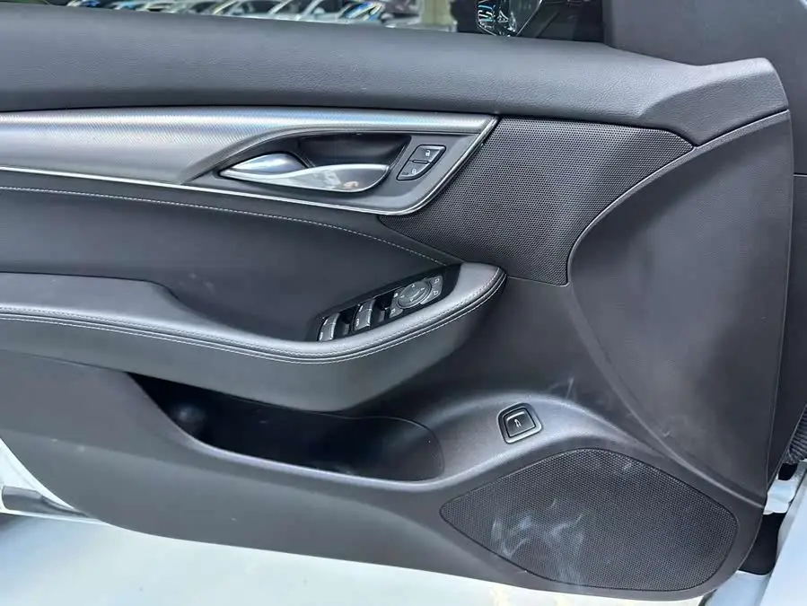 Cadillac CT5 2023 28T Luxury (Standard Version)