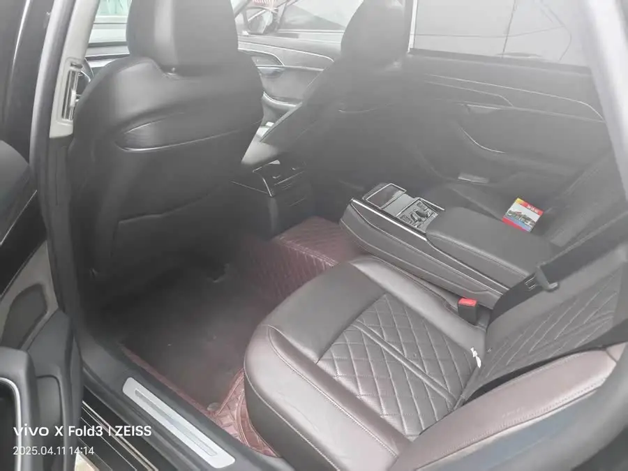 أودي A8 2022 طراز A8L 50 TFSI quattro إصدار الراحة الإصدار الجامع