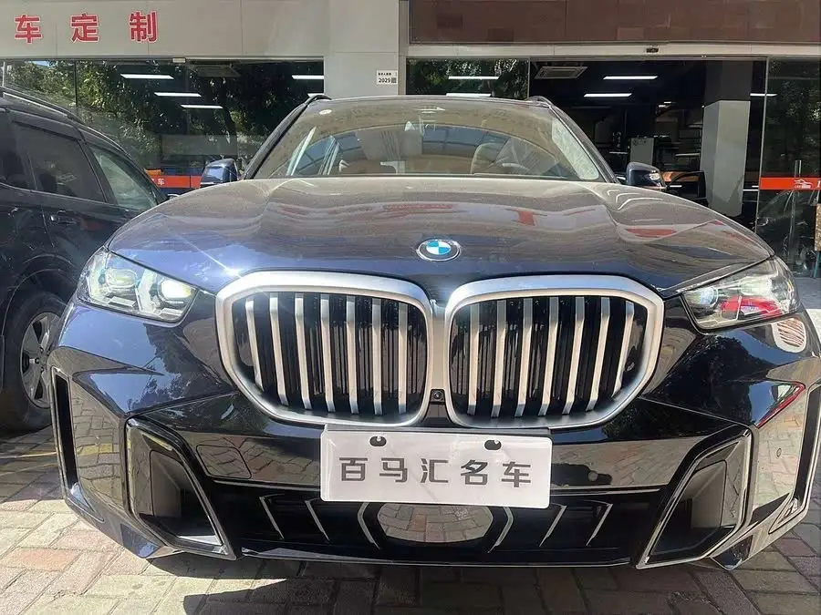 BMW X5 2023 xDrive 40Li Exclusive M Sport Night Package