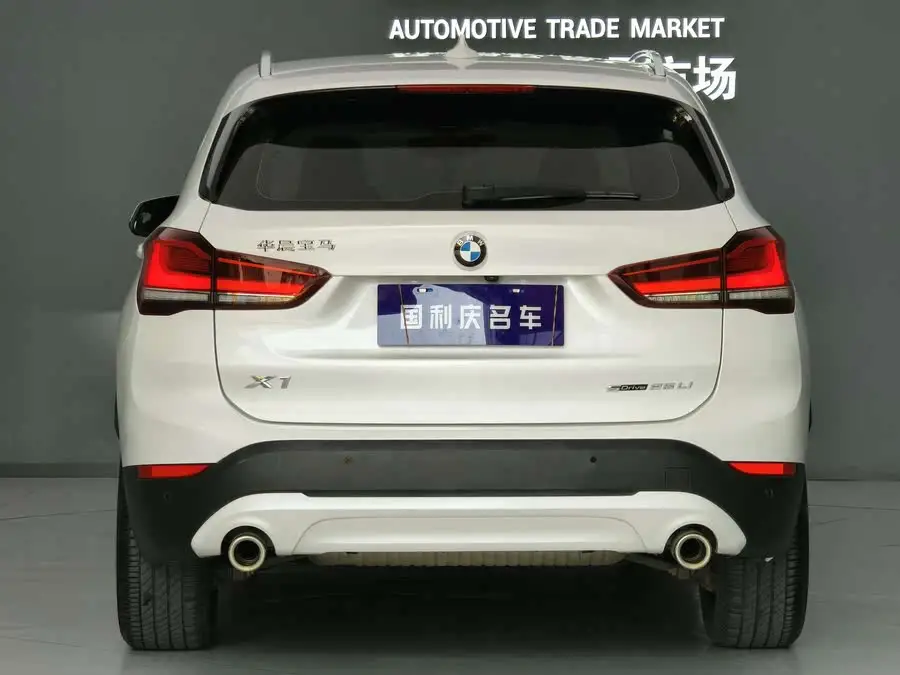 بي إم دبليو X1 2021 sDrive25Li إصدار رائد