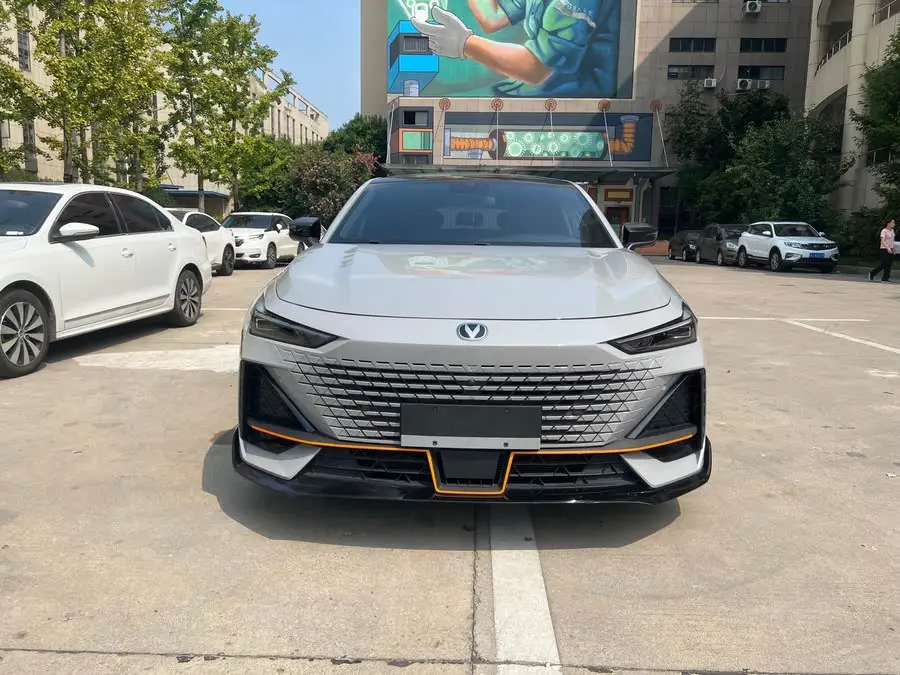 Changan UNI-V 2022 1.5T Sport Version