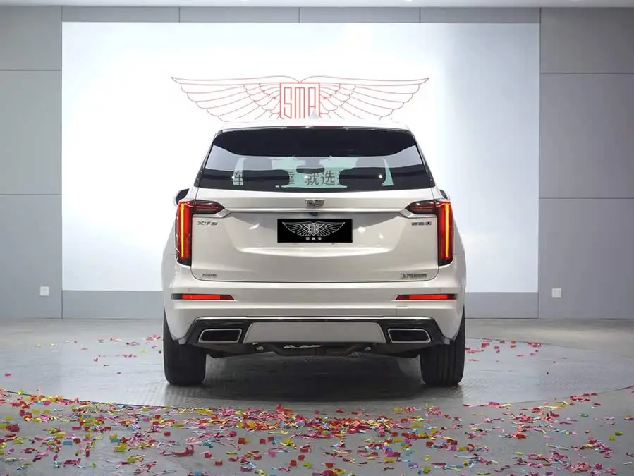 كاديلاك XT6 2021 28T طراز 7 مقاعد دفع رباعي فاخر