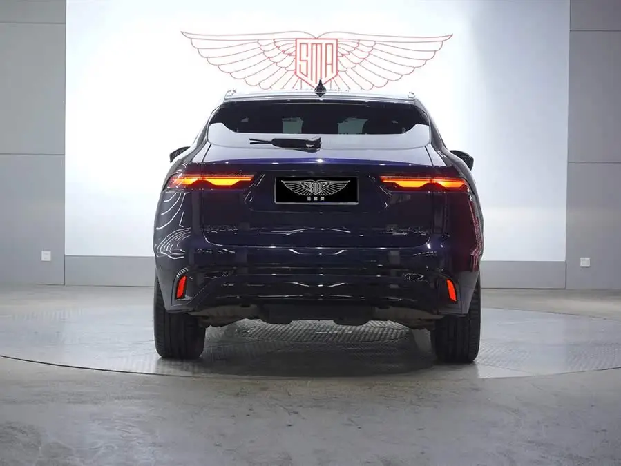 Jaguar F-PACE 2023 P250 R-Dynamic BLACK
