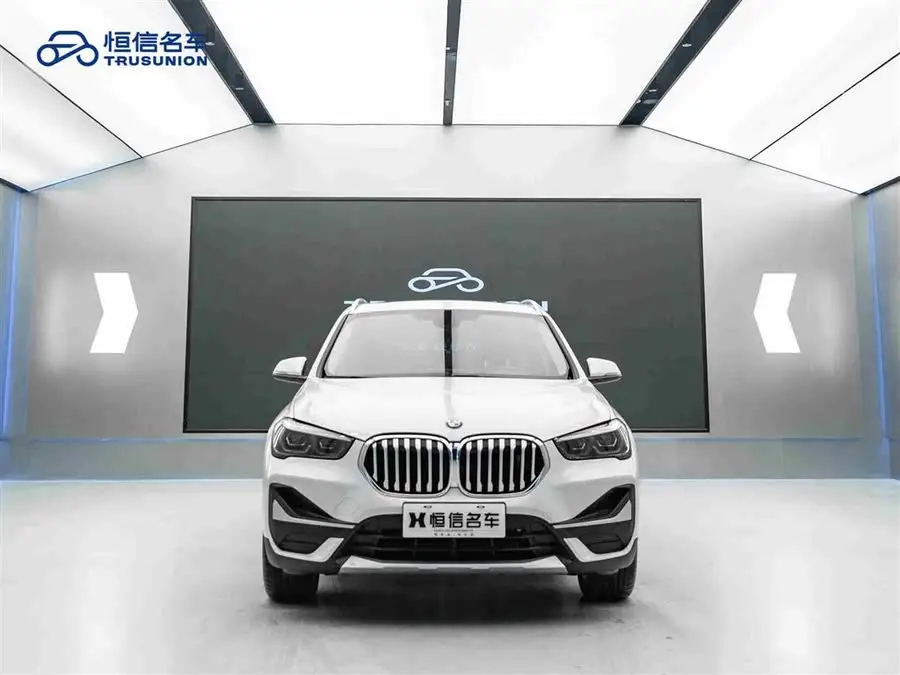 بي إم دبليو X1 2020 sDrive20Li الفاخرة