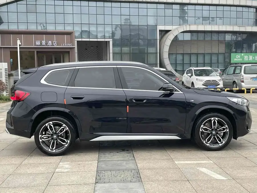 BMW X1 2024 sDrive25Li M Sport Package