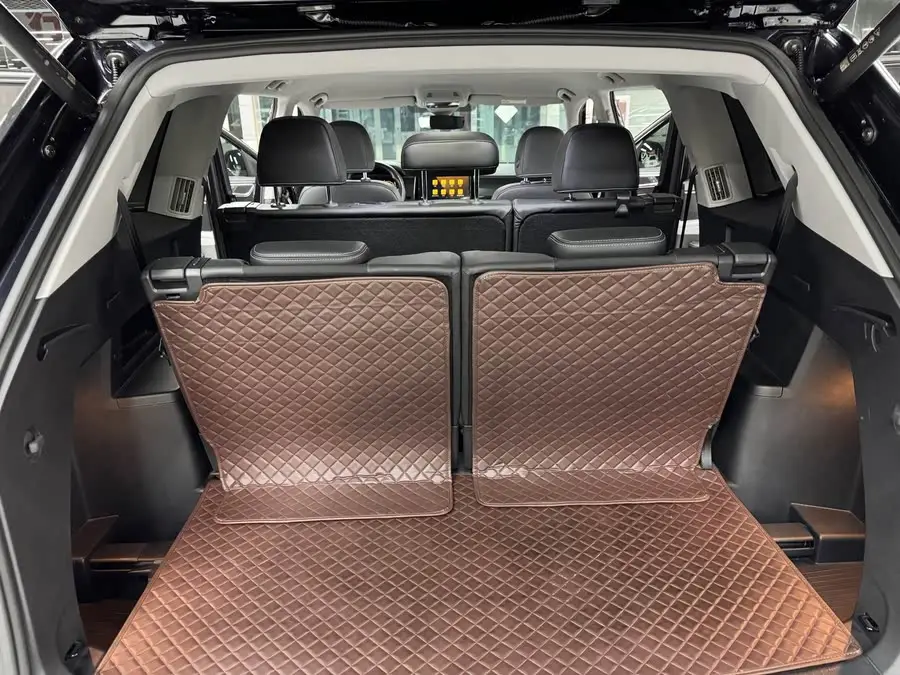 تويان 2022 طراز 380TSI إصدار فاخر رباعي الدفع