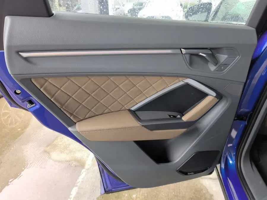 Audi Q3 2023 45 TFSI quattro Stylish Dynamic