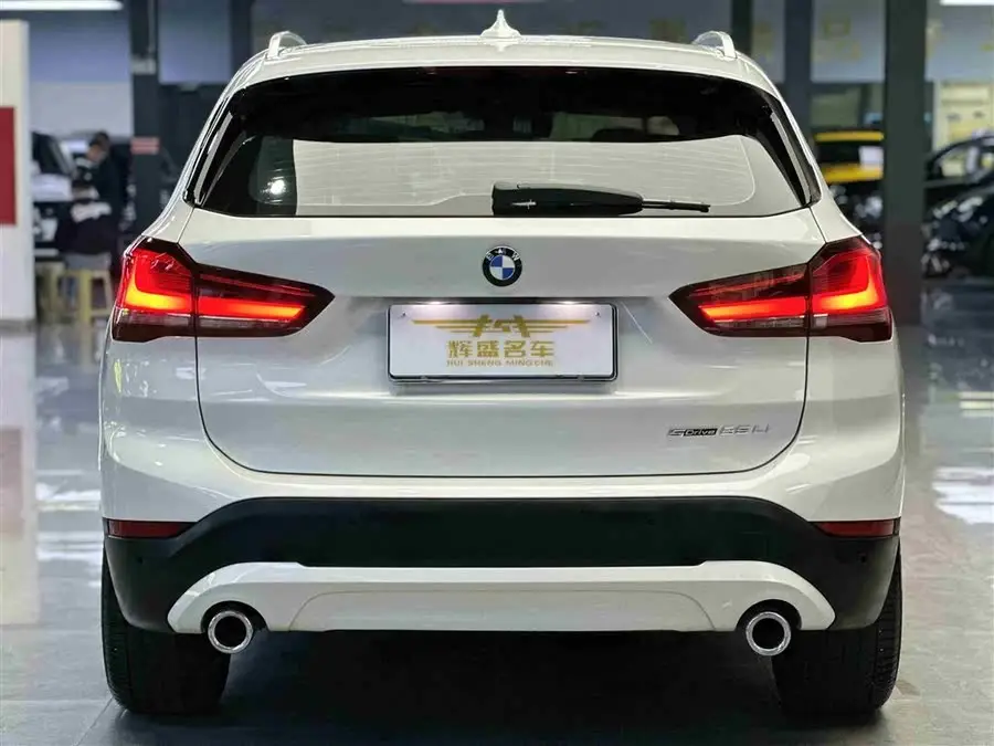 بي إم دبليو X1 2022 sDrive25Li إصدار القيادة