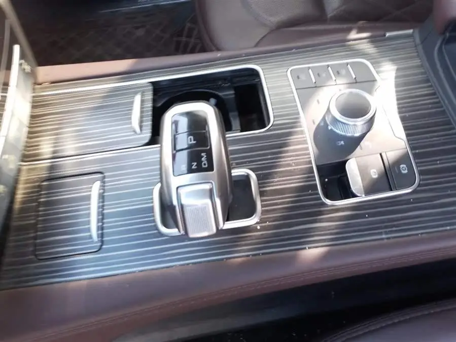 Haval H9 2020 Model 2.0T Gasoline 4WD Luxury Version 7-Seater