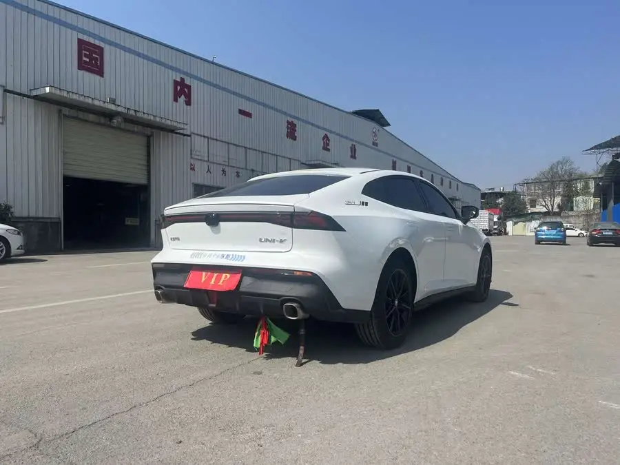 Changan UNI-V 2024 1.5T High Energy Version