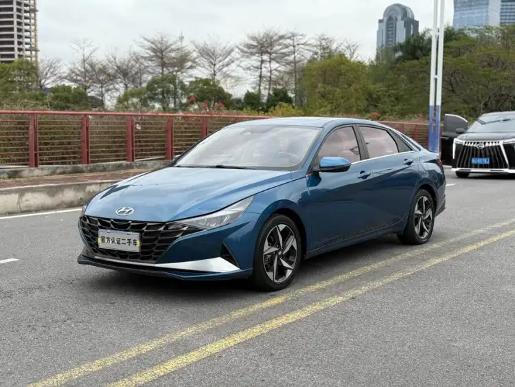 Elantra 2021 1.5L CVT LUX Version