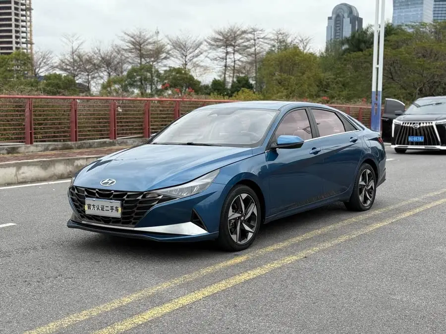 Elantra 2021 1.5L CVT LUX Version