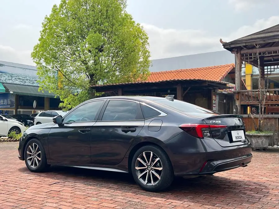 2023 Model 240TURBO CVT Luxury Edition