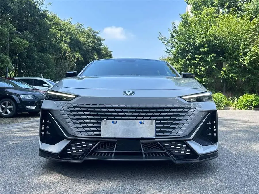 Changan UNI-V 2022 1.5T Premium