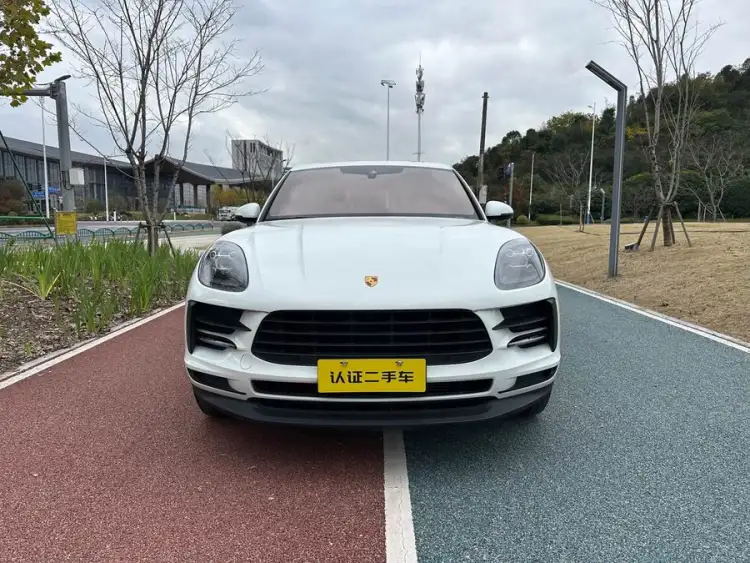 2021 Macan Macan 2.0T