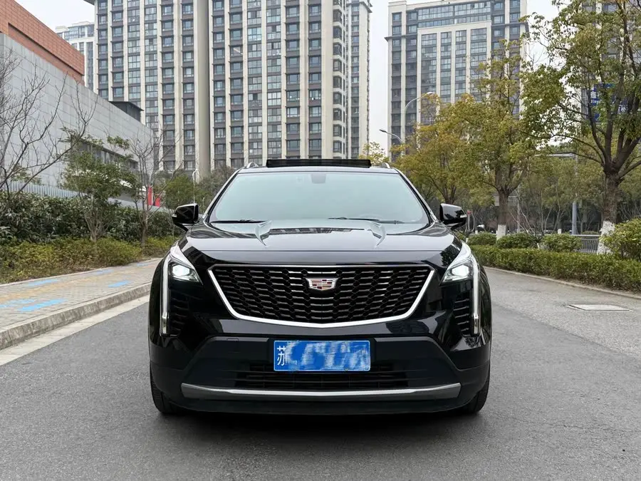 كاديلاك XT4 2021 28T دفع ثنائي متقدم