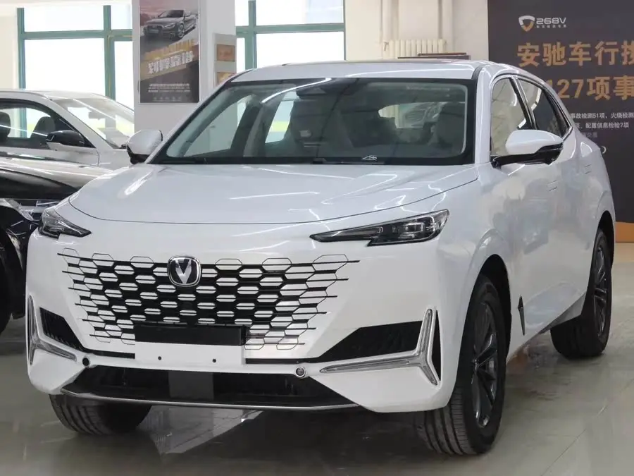 Changan UNI-K 2024 2.0T Two-Wheel Drive Elegant Version