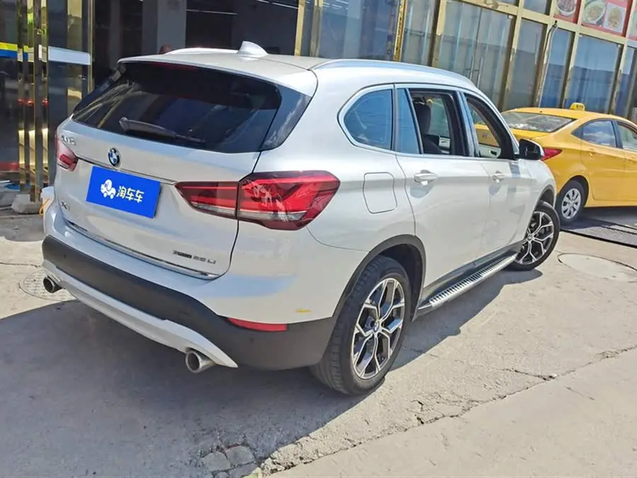BMW X1 2021 sDrive25Li Leading Edition