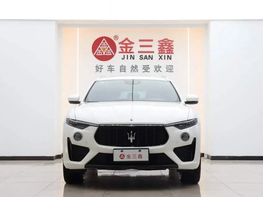 Levante 2023 3.0T Modena