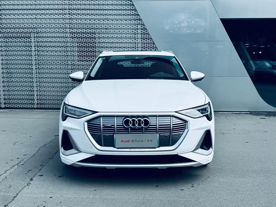 Audi e-tron 2021 50 quattro Premium