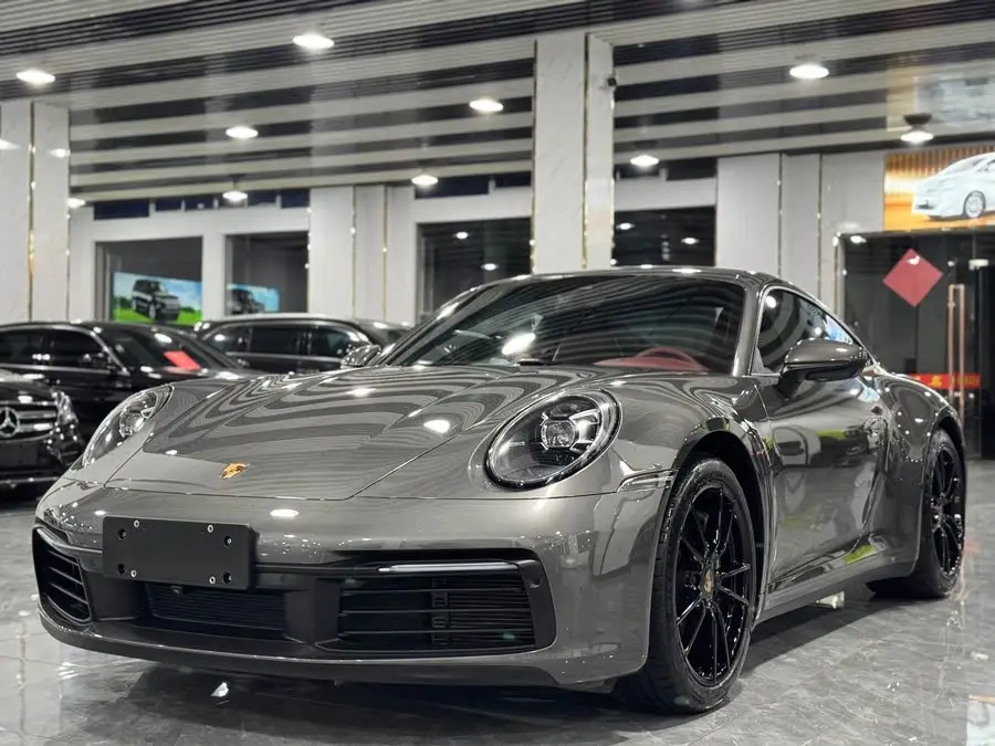 Porsche 911 2022 Carrera 3.0T