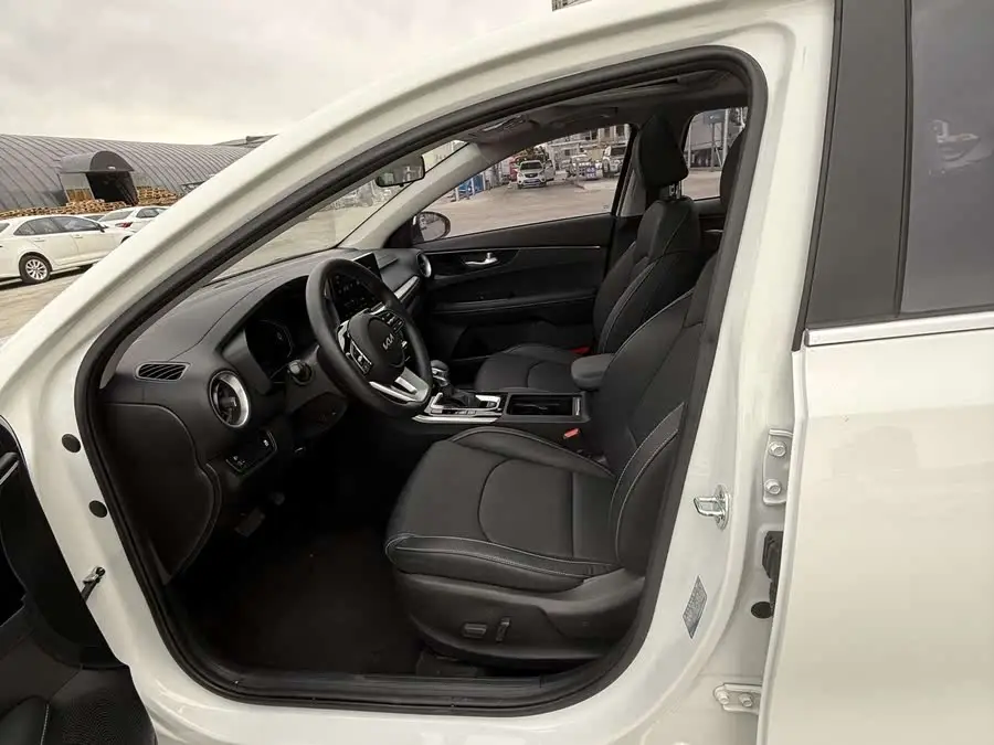 كيا K3 2021 الفايس ليفت 1.5L CVT نسخة الموضة