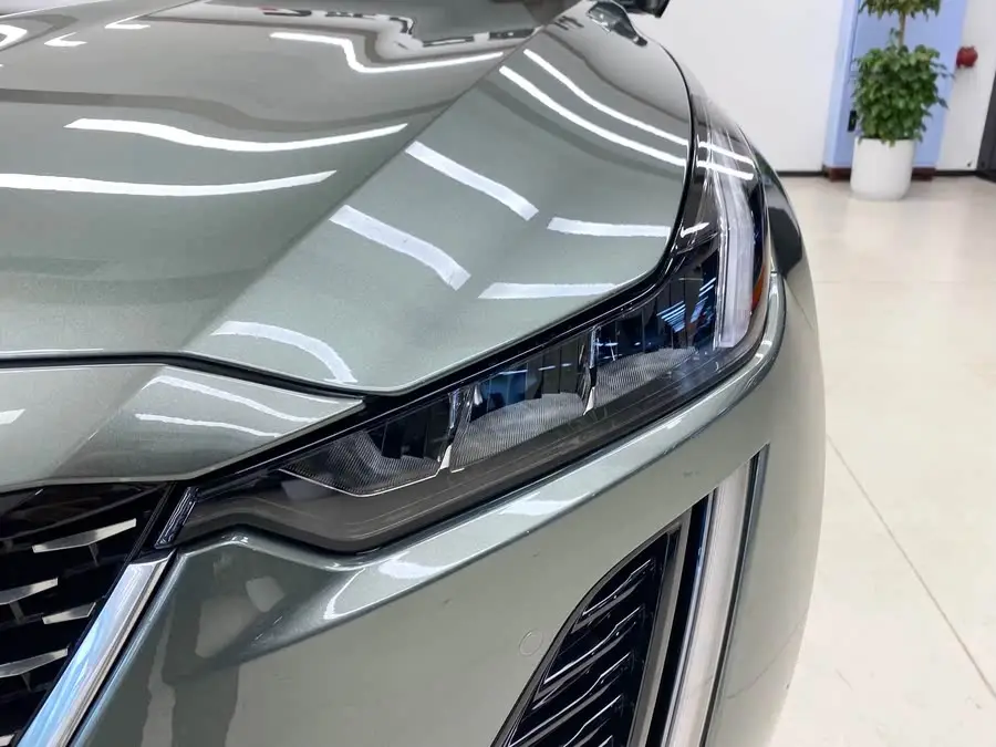 Cadillac CT5 2022 28T Luxury (Standard Version)