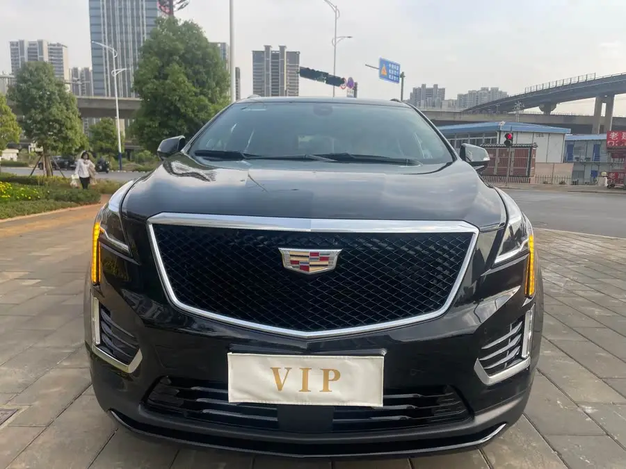 Cadillac XT5 2023 2.0T AWD Premium (Platinum Edition)