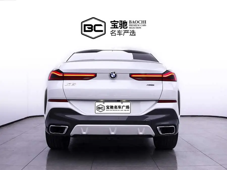 بي إم دبليو X6 2022 xDrive30i حزمة M الرياضية