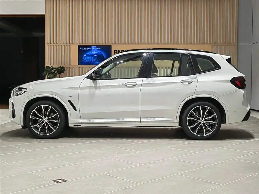 BMW X3 2023 xDrive30i Leading Edition M Night Package
