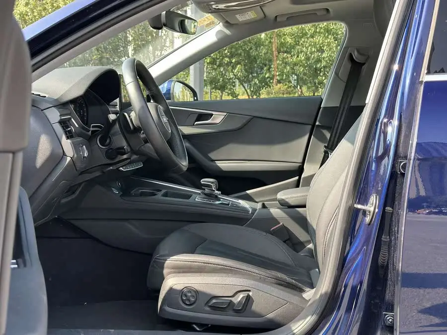 Audi A4 (Imported) 2021 Allroad Quattro Explorer