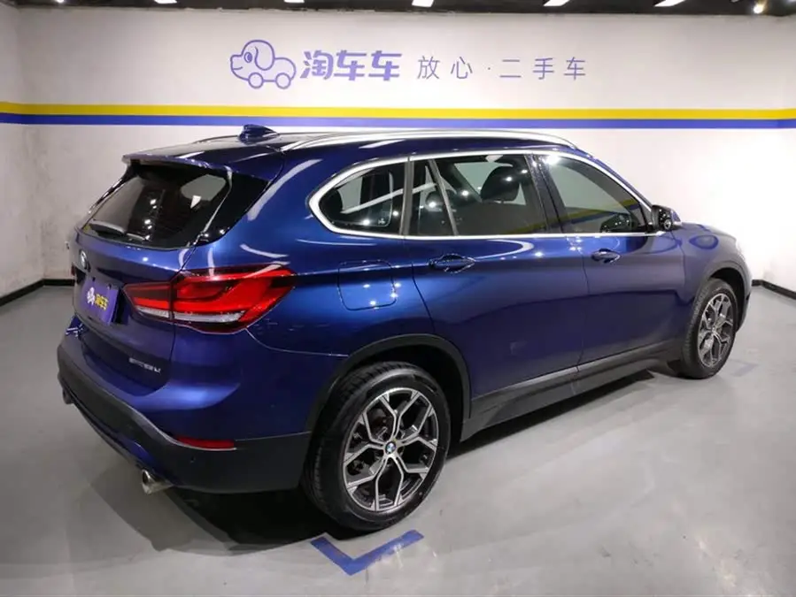 بي إم دبليو X1 2020 sDrive25Li النسخة الرائدة