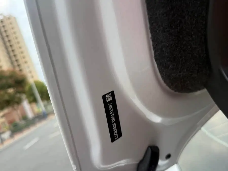 كاديلاك CT6 2021 28T الفاخرة