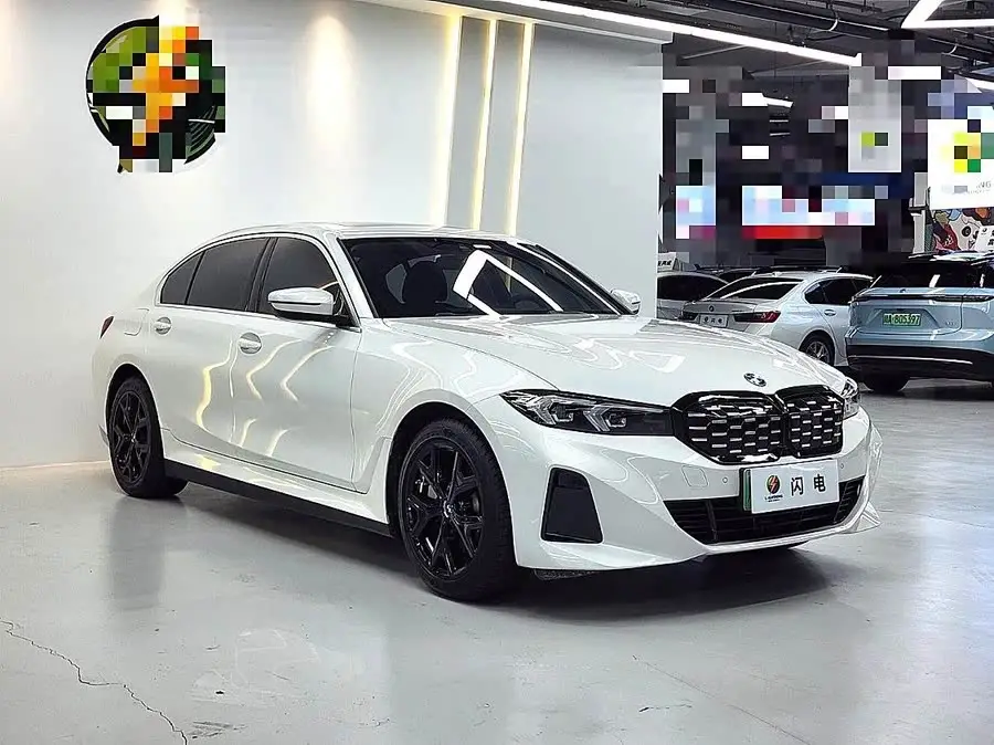 بي إم دبليو i3 2024 eDrive 35 L