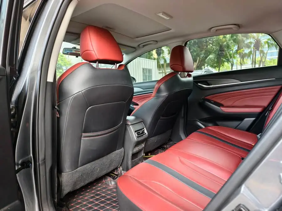 Yidong 2021 PLUS Blue Whale NE 1.4T GDI DCT Premium