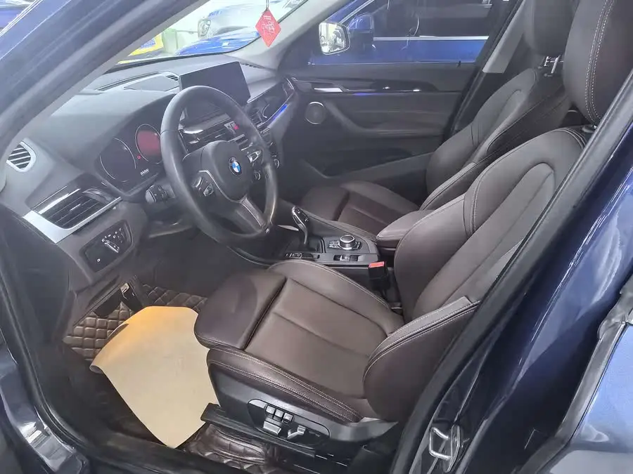 BMW X1 2021 sDrive25Li Leading Edition