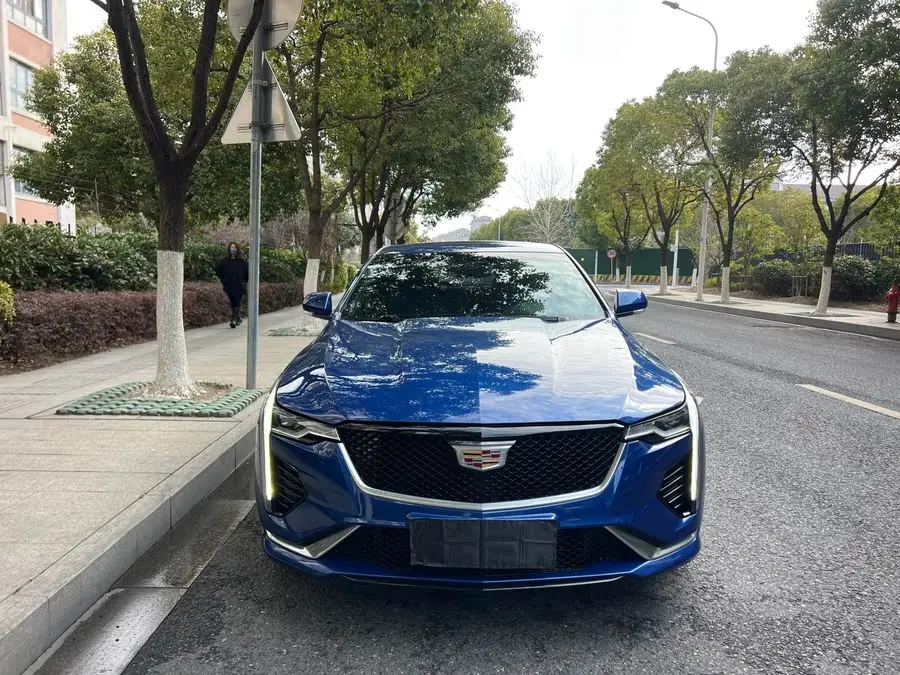 كاديلاك CT4 2020 28T النخبة